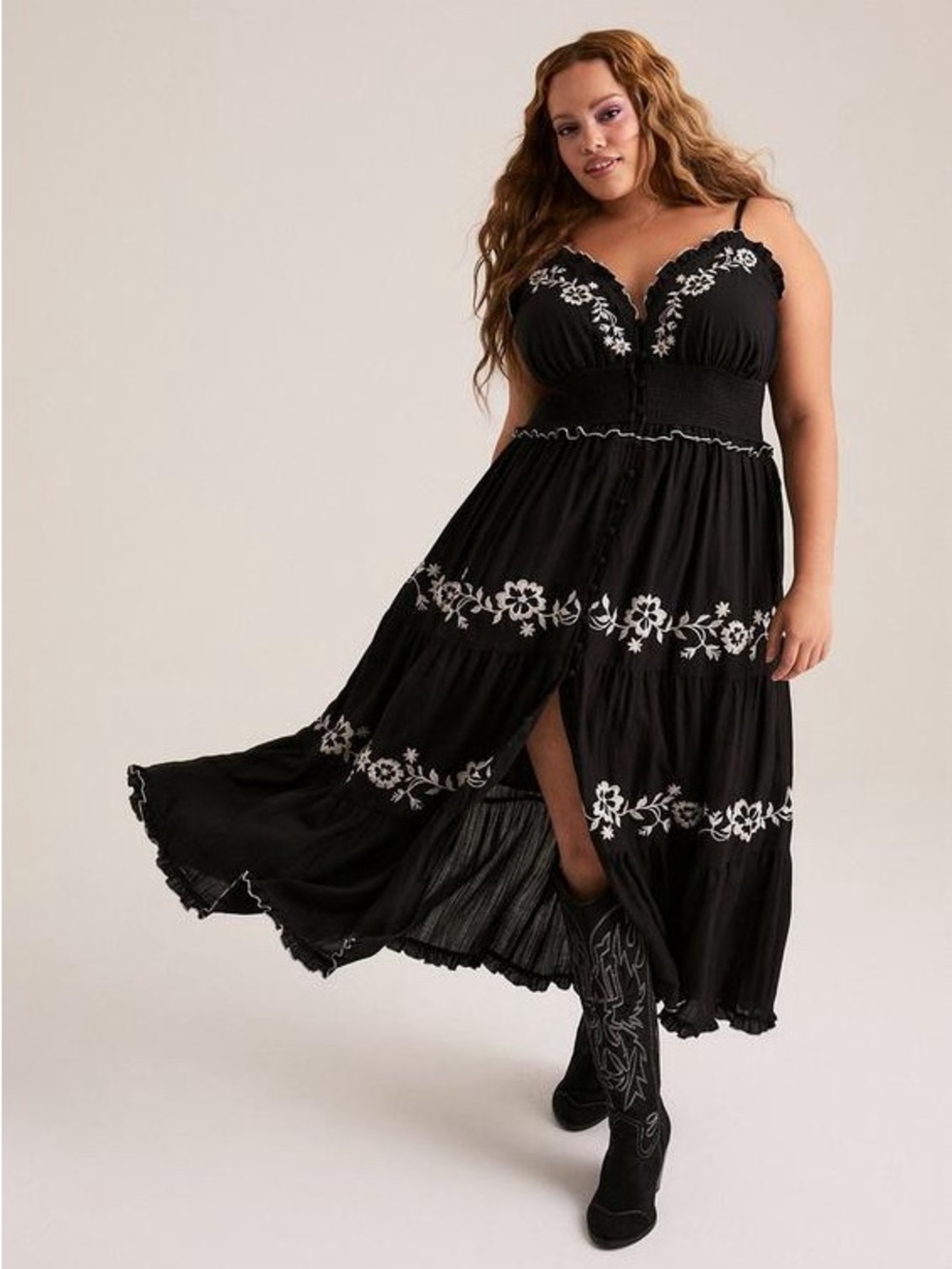 Torrid Festi Embroidered Tiered Maxi Dress  Size 1